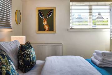 Log Cabin for 8 People in Bude, Cornwall, Photo 2