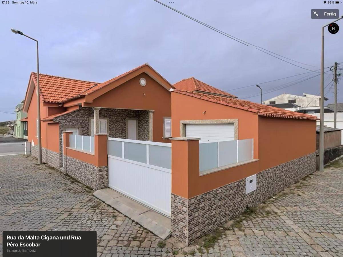 Four-Bedroom House in Esmoriz, Distrito de Aveiro
