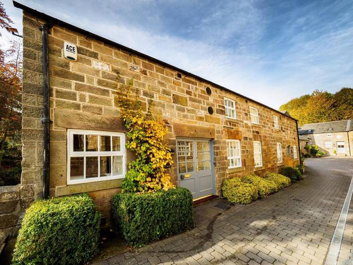 Bed and breakfast for 5 people, with Terrace and View in Matlock