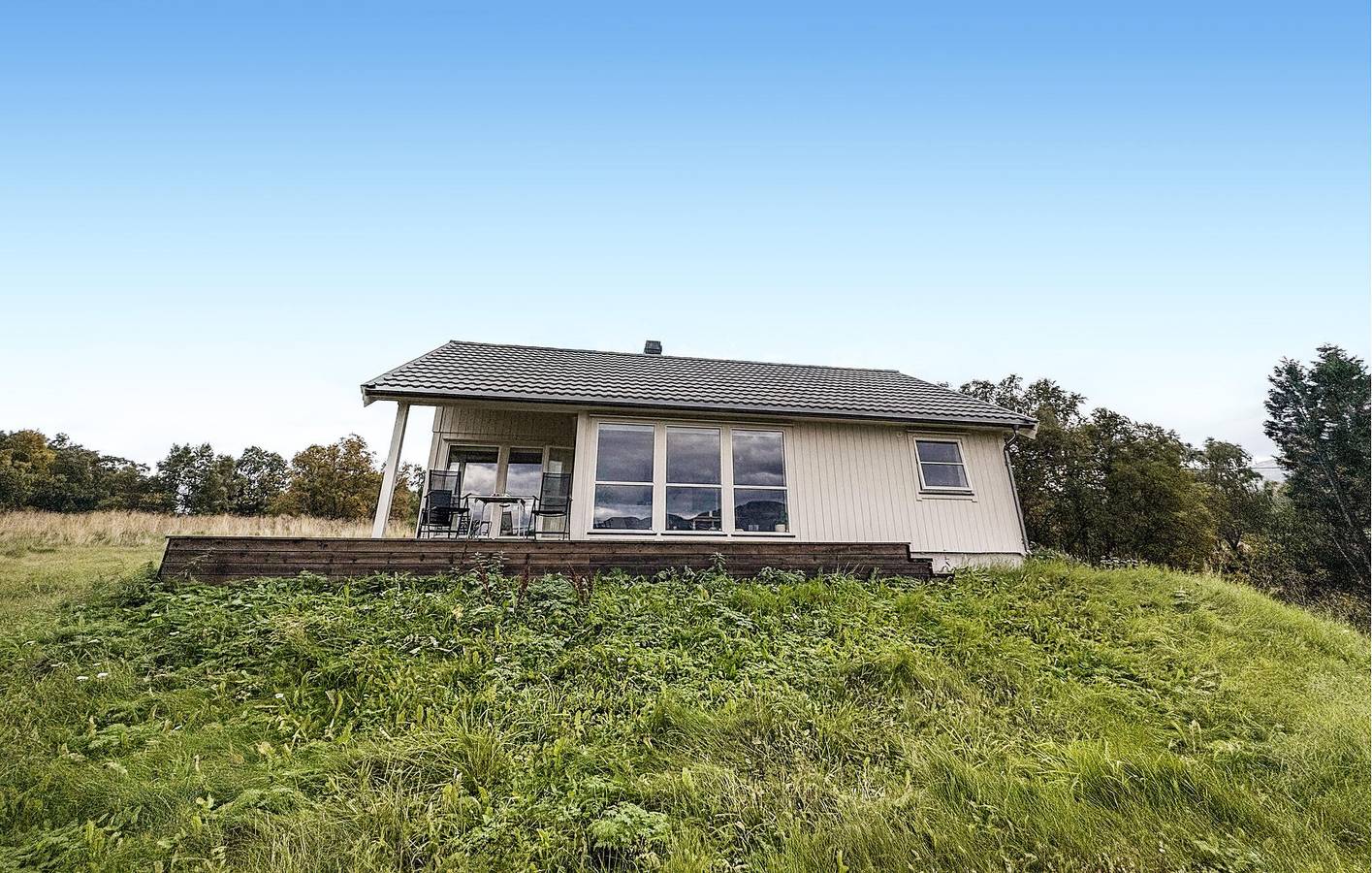 Ferienhaus für 5 Personen mit Garten in Vestfjorden