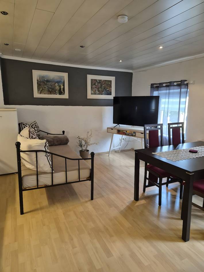 Appartement entier, Appartement de vacances 'Ferienhaus Hofmark' avec terrasse privée, Wi-Fi et climatisation in Aicha vorm Wald, Bavière Orientale