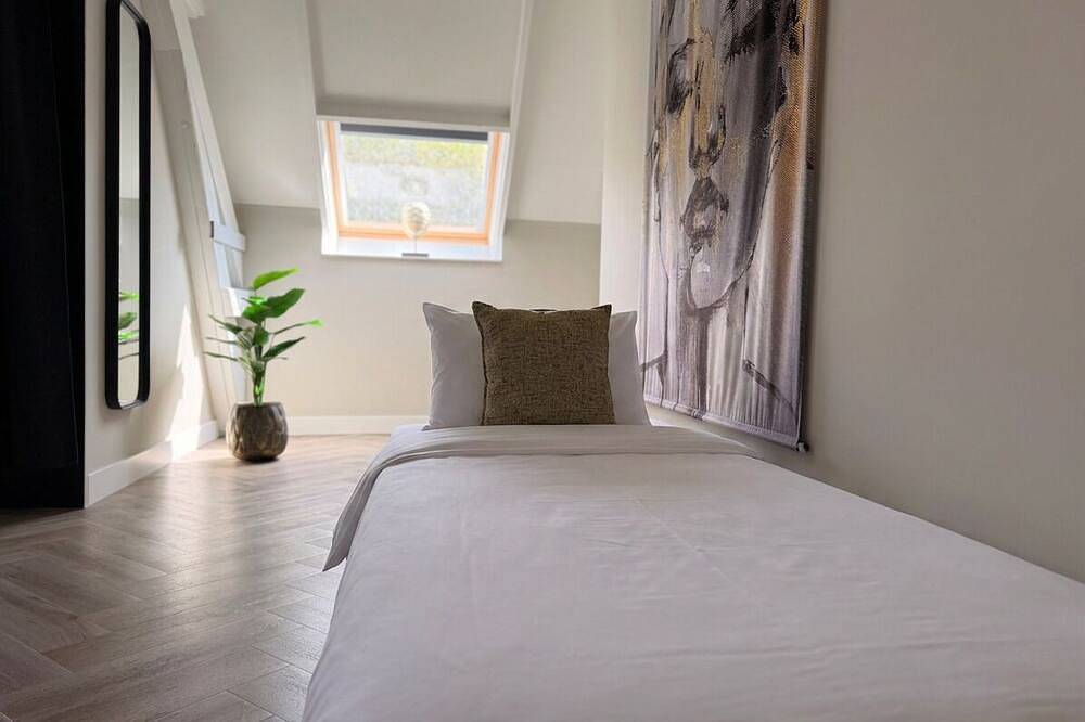 Ganze Wohnung, Die Wohnung liegt zentral in Tilburg, nahe Cafés, Restaurants und Sehenswürdigkeiten. Schnelles Wlan, Smart-Tv und moderne Ausstattung sorgen für einen komfortablen Aufenthalt. in Tilburg, Nordbrabant