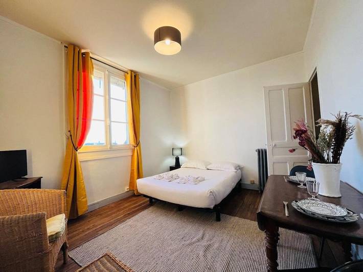 Gîte pour 2 personnes, avec Vue dans Gare d'Angers Saint Laud