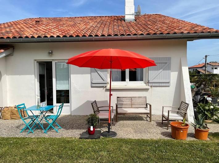 Gîte pour 2 personnes, avec Terrasse et Jardin dans Plage d'Erretegia - 4