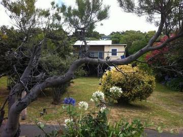 Holiday Home for 8 People in Lorne, Surf Coast Shire, Photo 1