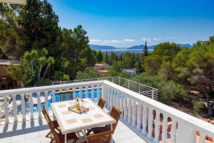 Can Damià – Villa con piscina privada y vistas al mar en Sant Josep de sa Talaia, Ibiza in Es Codolar, Sant Josep de sa Talaia