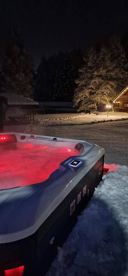 Mana Village - Jacuzzi & Sauna in Powiat wejherowski