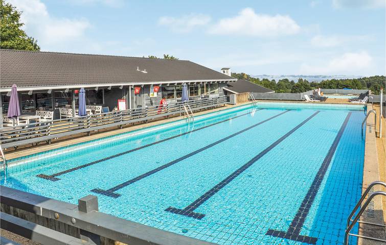 Ferienhaus für 5 Personen, mit Terrasse und Pool sowie Garten in Løjt - 2