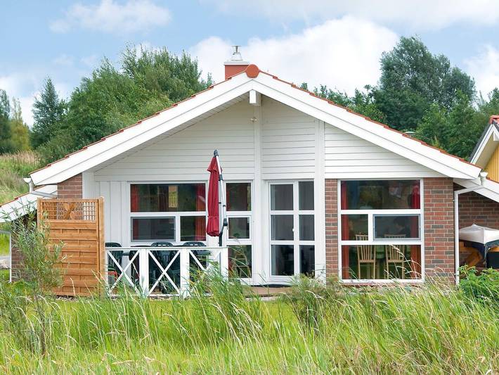 Ferienhaus für 6 Personen, mit Whirlpool und Terrasse sowie Garten und Sauna in Otterndorf
