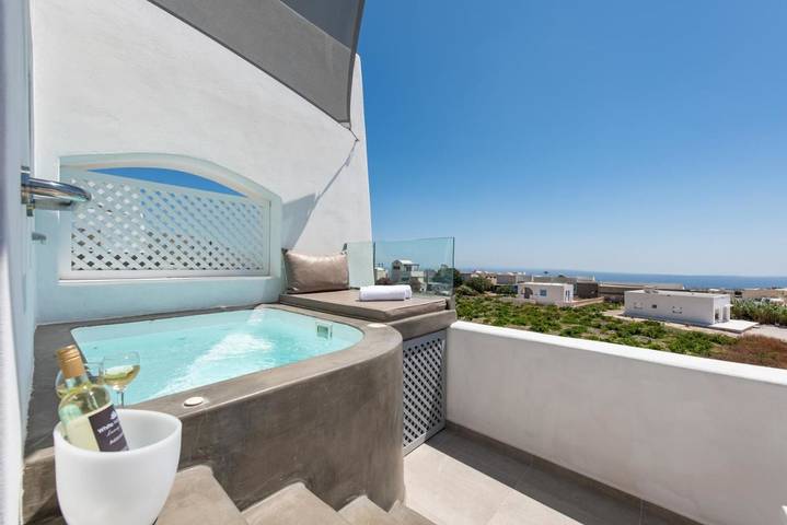 Gîte pour 3 personnes, avec vue ainsi que jardin et piscine à Megalochori - 4