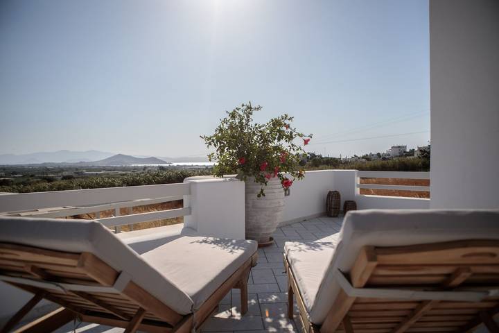 Villa pour 7 personnes, avec vue sur l’océan et balcon dans Naxos