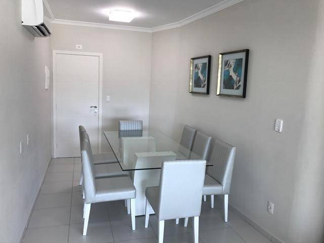 Casas e apartamentos de temporada para 8 pessoas, com balcão e sauna e ainda vista and piscina em Toninhas Ubatuba