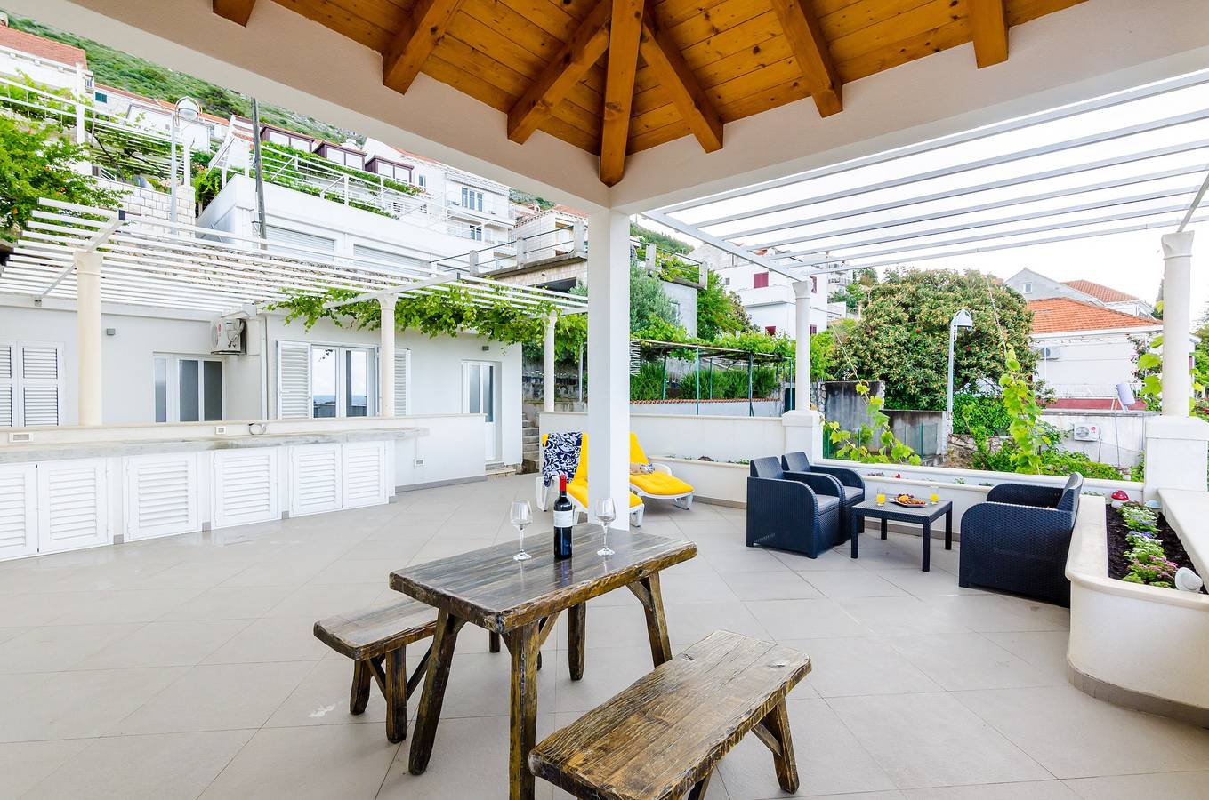 Ganzes Studio, Miracle Apartments - Comfort Studio Apartment with Terrace and City View in Dubrovnik, Grad Dubrovnik