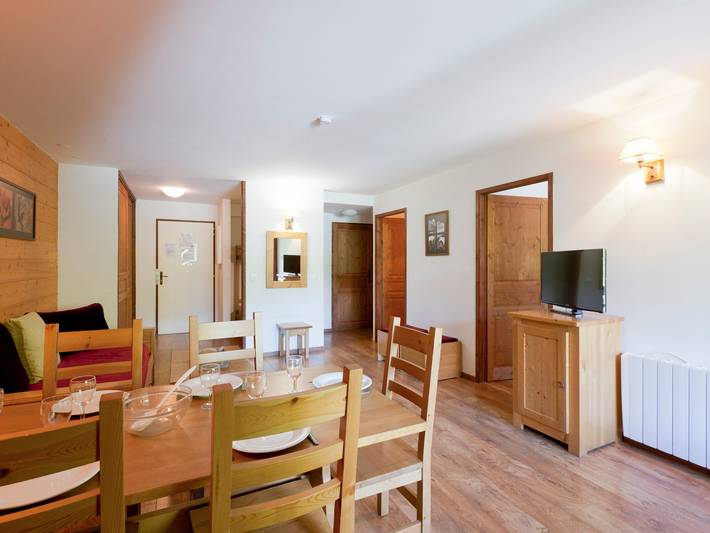 Lodge for 8 people, with balcony, with pets in French Alps