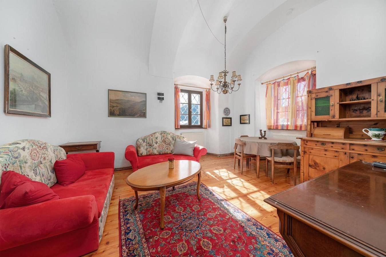 Schloss Berg Klösterle: Appartamenti storici con sauna, sala eventi e vista panoramica in Zedlitzdorf, Bezirk Feldkirchen