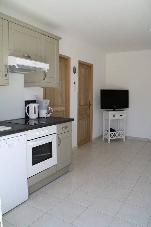 Gîte pour 3 personnes, avec jardin et piscine à Vedène - 4