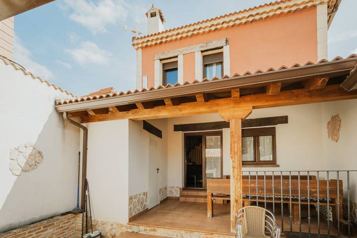 Casa rural para 9 personas, con Balcón en Provincia de Segovia