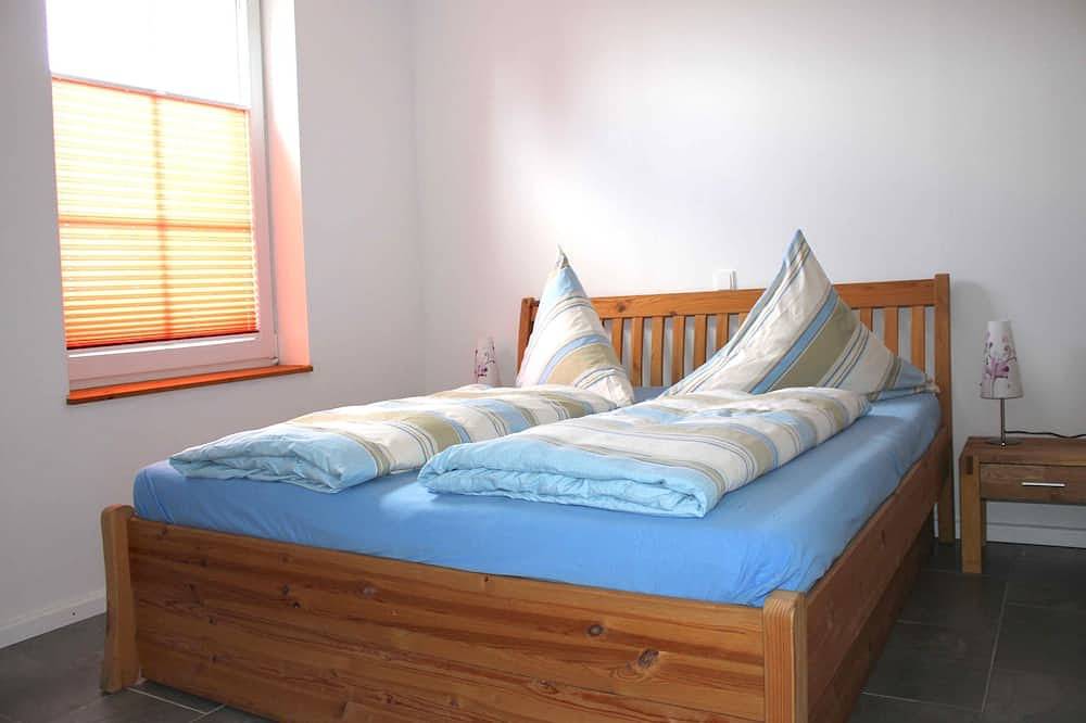 Fz first floor - vacation room with bed and breakfast in Bollewick, Müritz