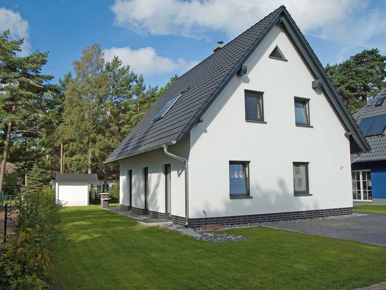 Ferienhaus Emmely nur wenige  Gehminuten zum Strand ruhig - Ferienhaus Emeli nur wenige Gehminuten zum Strand ruhig in Hauptstrand Glowe, Glowe