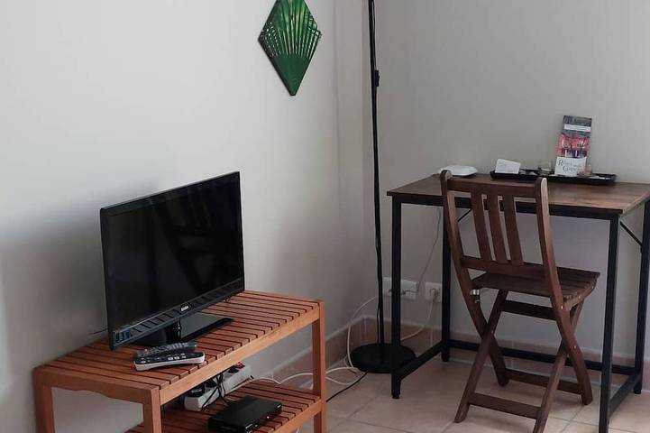 Gîte pour 2 personnes, avec jardin à Solliès-Toucas - 4