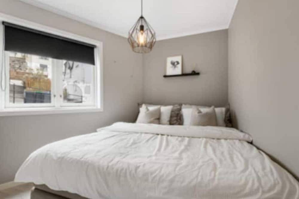Hel leilighet, Moderne opphold | Gratis elbillader | Privat parkering in Ålesund 