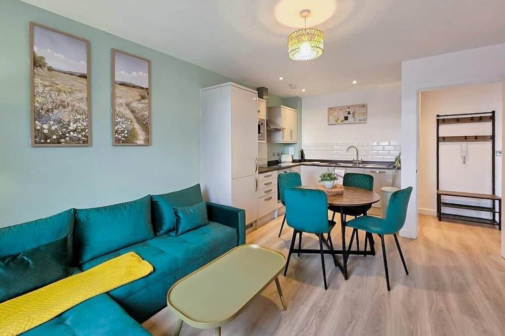 Apartment for 4 People in Gloucester (UK), The Cotswolds