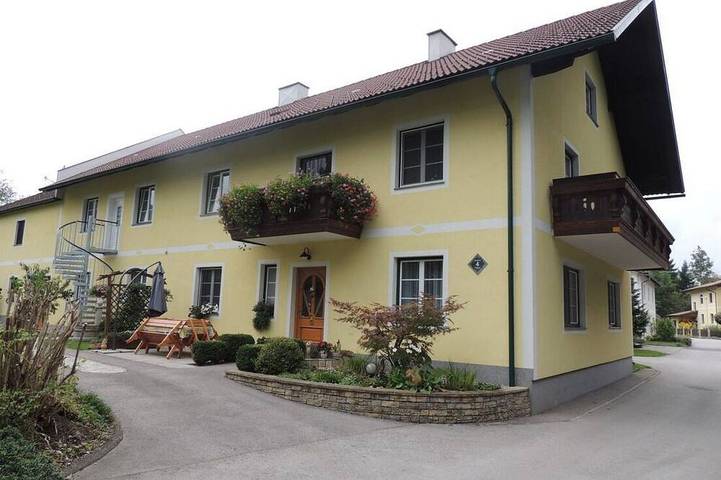 Ferienwohnung für 8 Personen, mit Garten