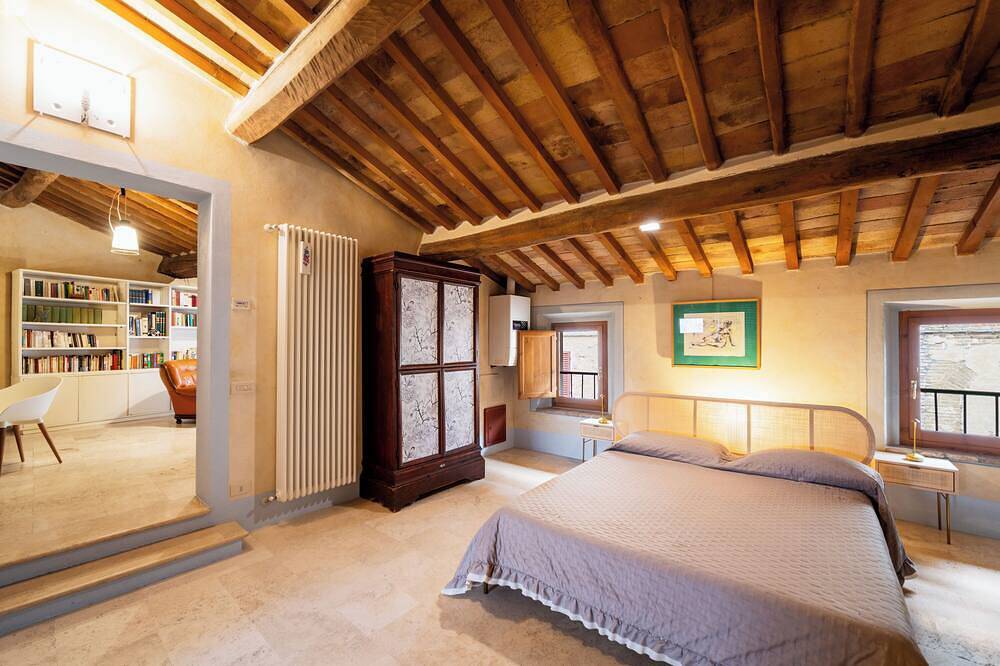 Geheel appartement, Casa Bardi Luxury Apartments with parking in San Gimignano Italy in San Gimignano, Provincie Siena