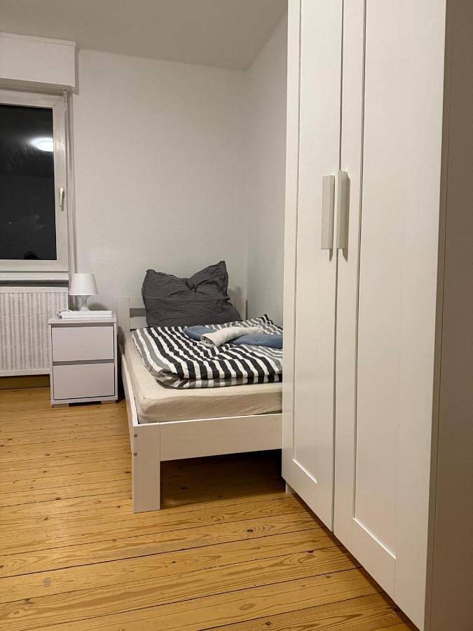 Ferienwohnung für 6 Personen, mit Balkon und Terrasse sowie Garten und Ausblick