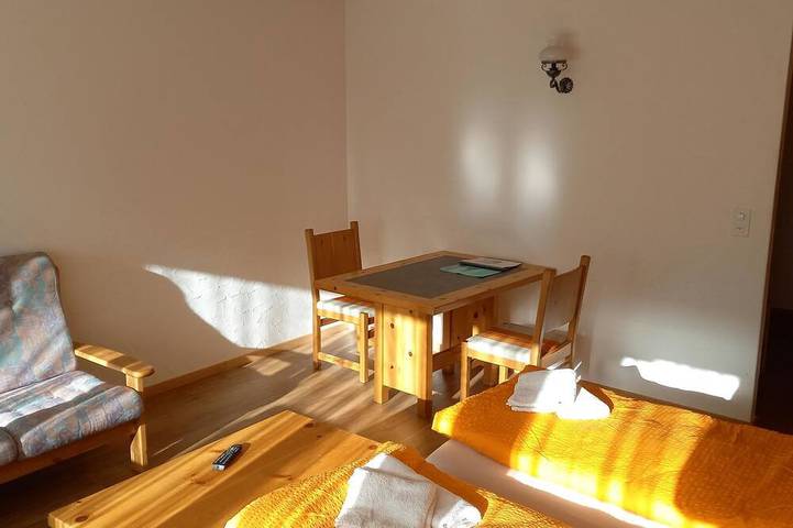 Ganze Wohnung, Palüda Sun 7 Appartement/Fewo, Dusche oder Bad, Wc 1-Zimmerwohnung in Flüelapass, Davos