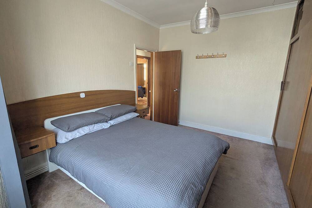 4 Bedroom bungalow in Swansea. Just a shot drive to Mumbles and great beaches. in Swansea, Región de Swansea