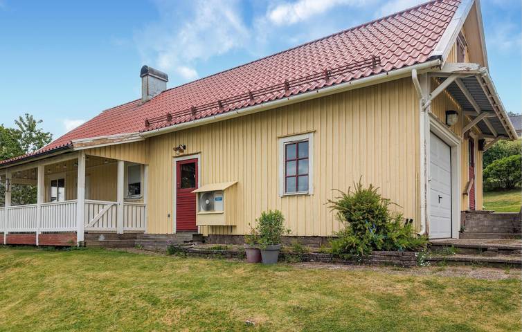 Ferienhaus für 6 Personen mit Garten in Västergötland