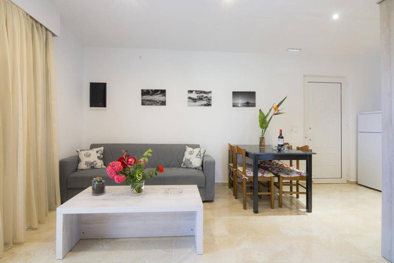 Holiday Home 'Two Bedroom' with Sea View, Wi-Fi and Air Conditioning in Kos