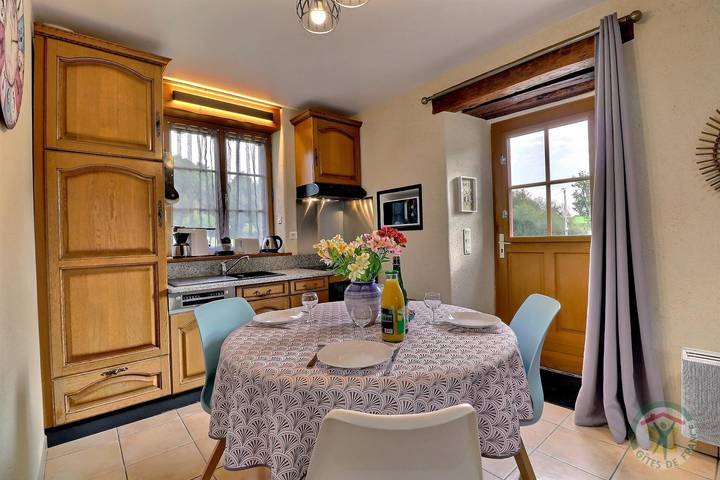 Gîte pour 4 personnes, avec jacuzzi et jardin à Saint-Méloir-des-Ondes - 4