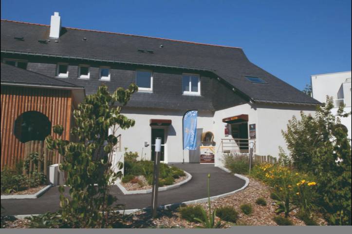 Gîte pour 4 personnes, avec piscine ainsi que balcon et jardin, animaux acceptés à Plescop - 3