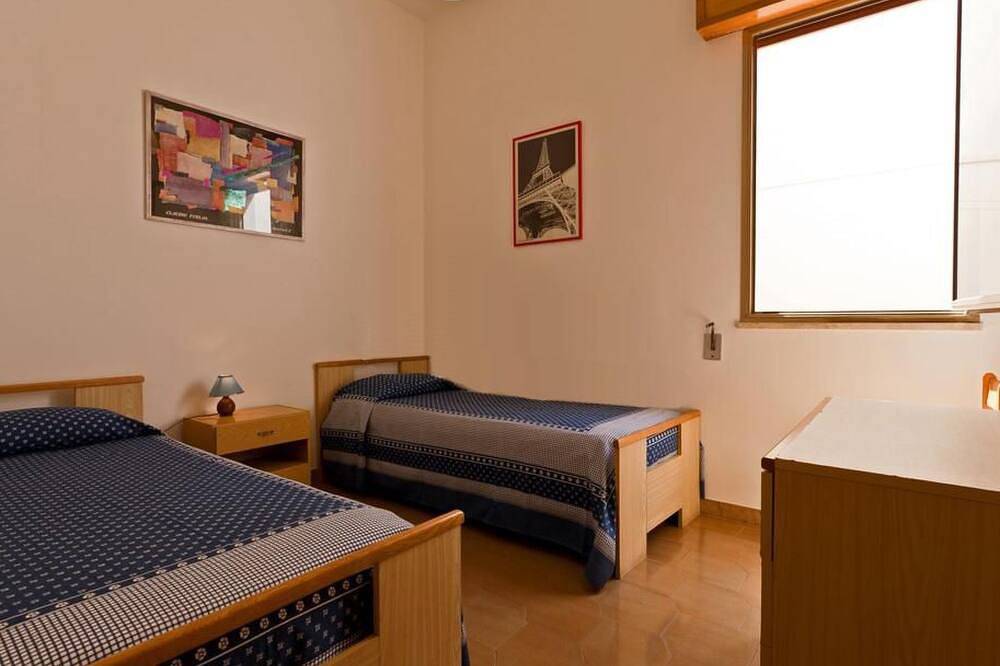 Entire apartment, Helle Wohnung in Santa Maria al Bagno in Nardò, Nardò (municipality)