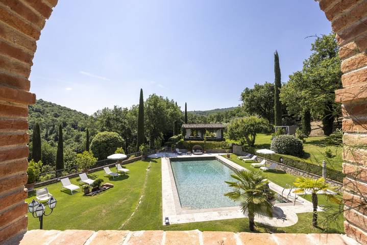 Villa per 15 persone, con giardino in Sinalunga