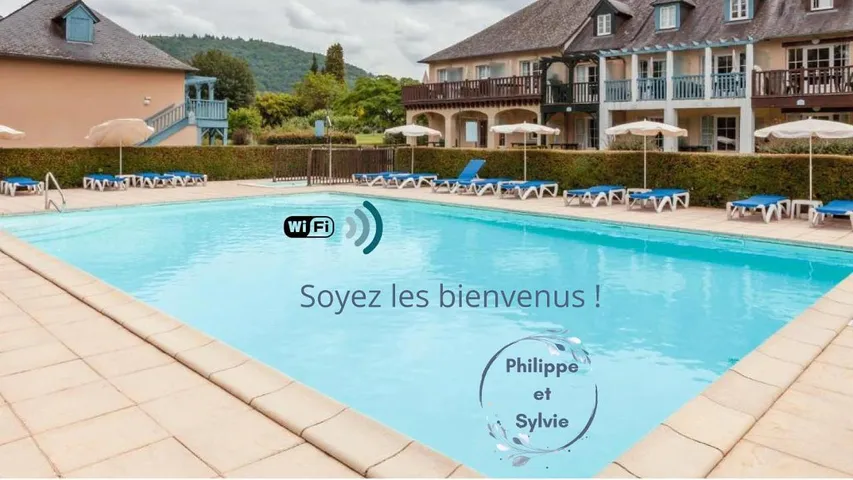 Apartamento de vacaciones para 4 personas, con terraza además de vistas y piscina - 1