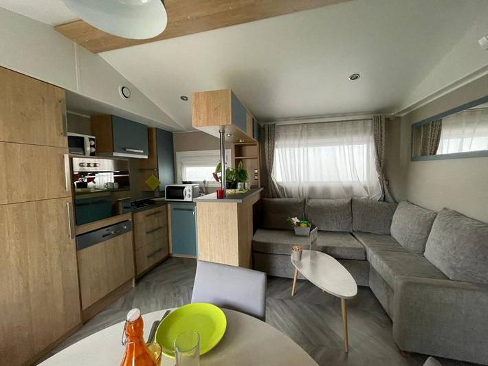 Camping pour 6 personnes, avec Terrasse et Piscine