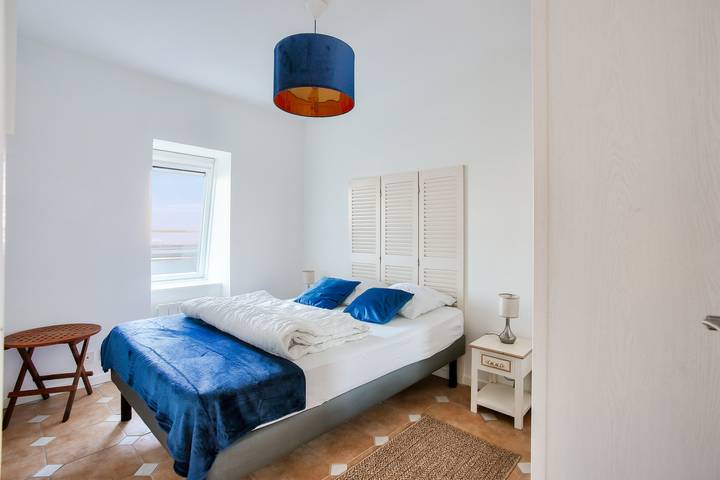 Appartement entier, Appartement avec balcon vue mer, pour 4 personnes in Saint-Énogat, Dinard