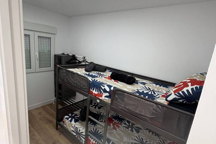 Appartement entier, Spacious apartment, jacuzzi-pool ideal for families in Llagostera, Costa Brava