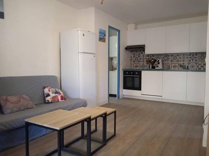 Gîte pour 5 personnes, avec terrasse à Camélas