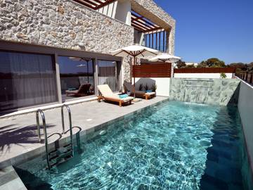 Ferienhaus für 2 Personen, mit Garten und Pool auf Rhodos