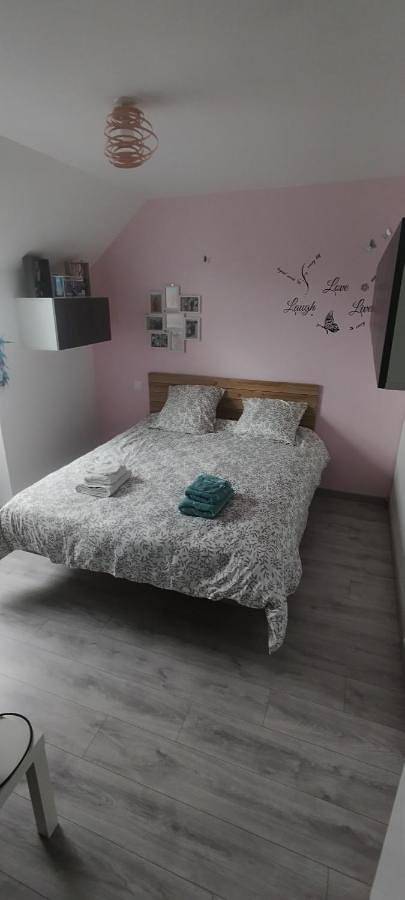Double Room in Marigné-Laillé, Sarthe