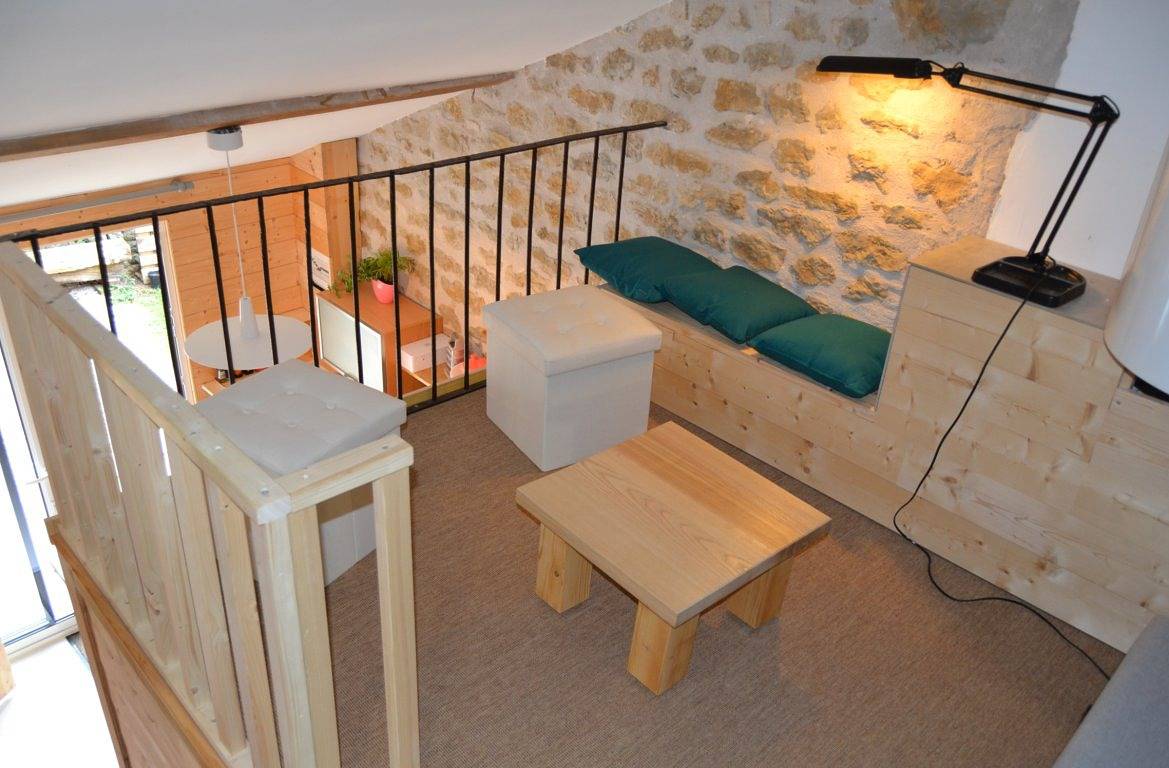 Studio entier, "Petit Gîte", Les Hauts de Borgy in Dezize-lès-Maranges, Région d'Autun