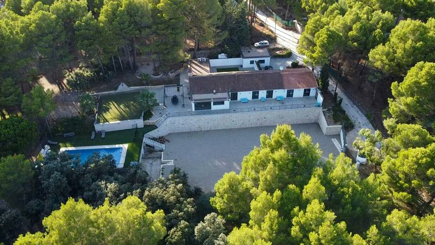 Propriété design avec piscine sur la Costa Blanca in Benimantell, Costa Blanca