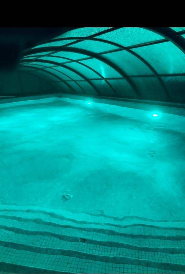 Location de vacances pour 10 personnes, avec jacuzzi ainsi que piscine et jardin à Villaviciosa - 3