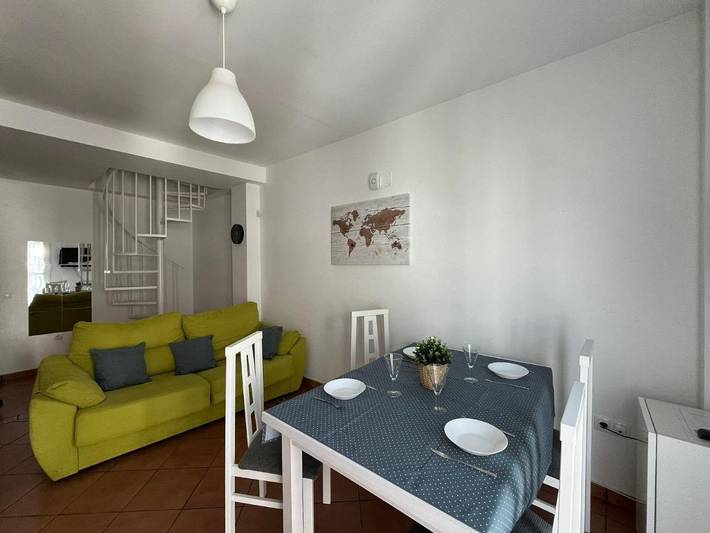 Apartamento de vacaciones para 4 personas, con vistas y terraza - 1