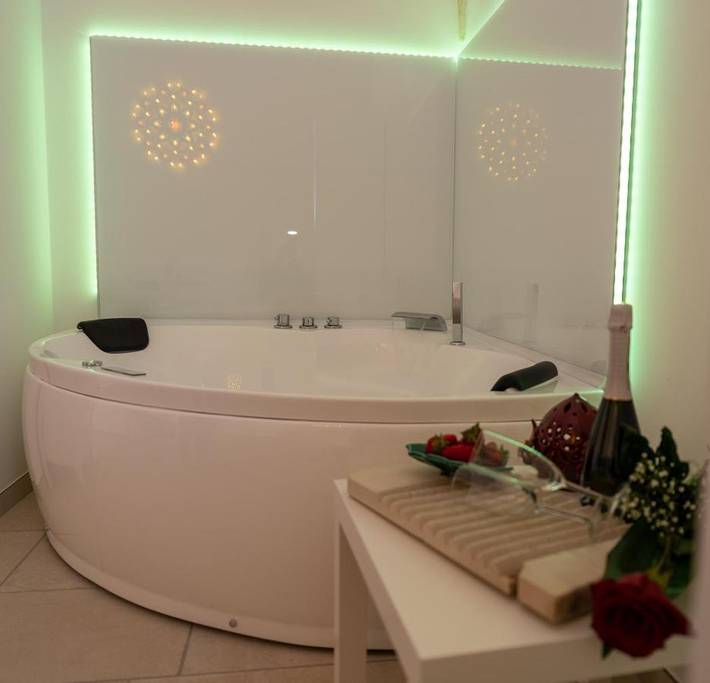 B&b per 2 persone, con idromassaggio in Grottaglie
