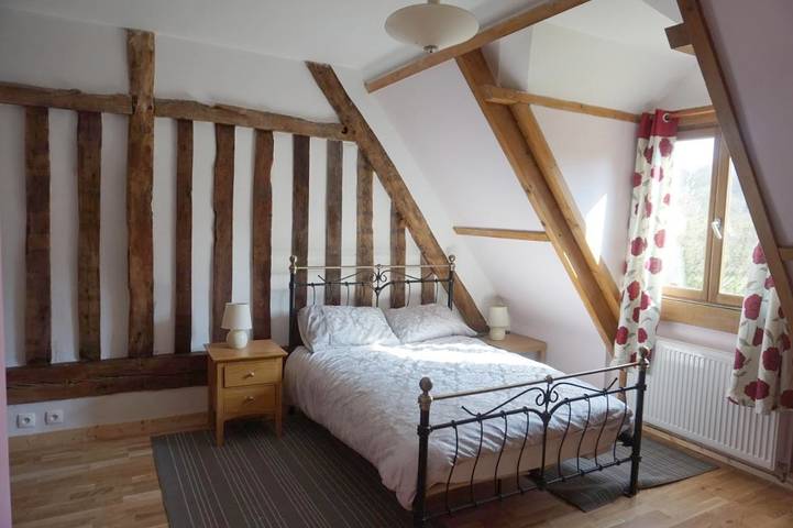 Location de vacances pour 5 personnes, avec vue et jardin à Sourdeval - 4